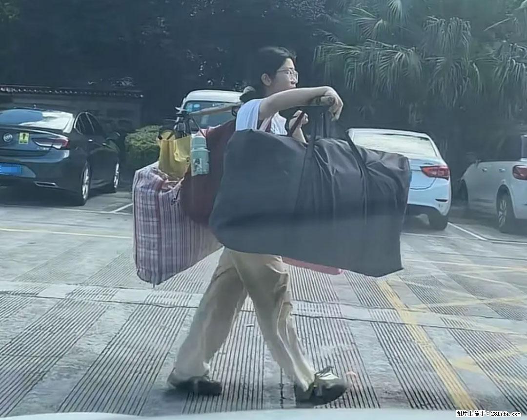 全网追的“扁担女孩”，找了一份暑假工，时薪12元 - 宁波生活资讯 - 宁波28生活网 nb.28life.net